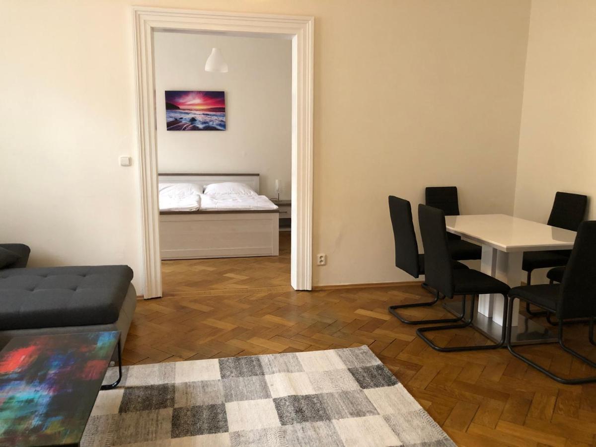 Welcome Hostel & Apartments Praguecentre エクステリア 写真